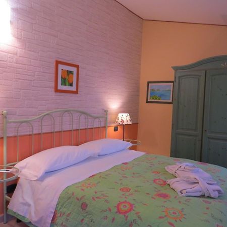 B&B Dei Doria & Suite Dolceacqua Ngoại thất bức ảnh