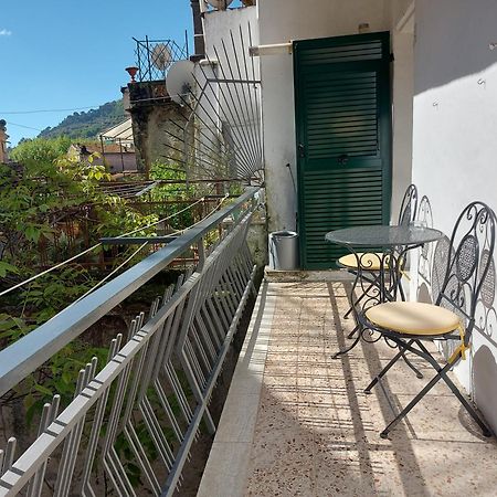 B&B Dei Doria & Suite Dolceacqua Ngoại thất bức ảnh