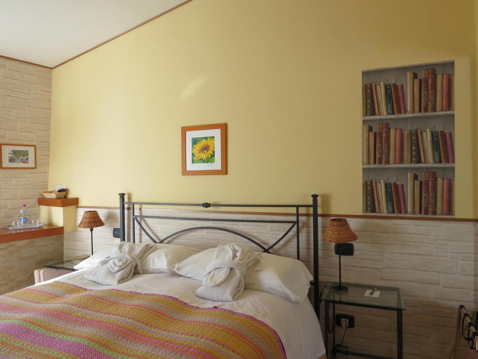 B&B Dei Doria & Suite Dolceacqua Ngoại thất bức ảnh