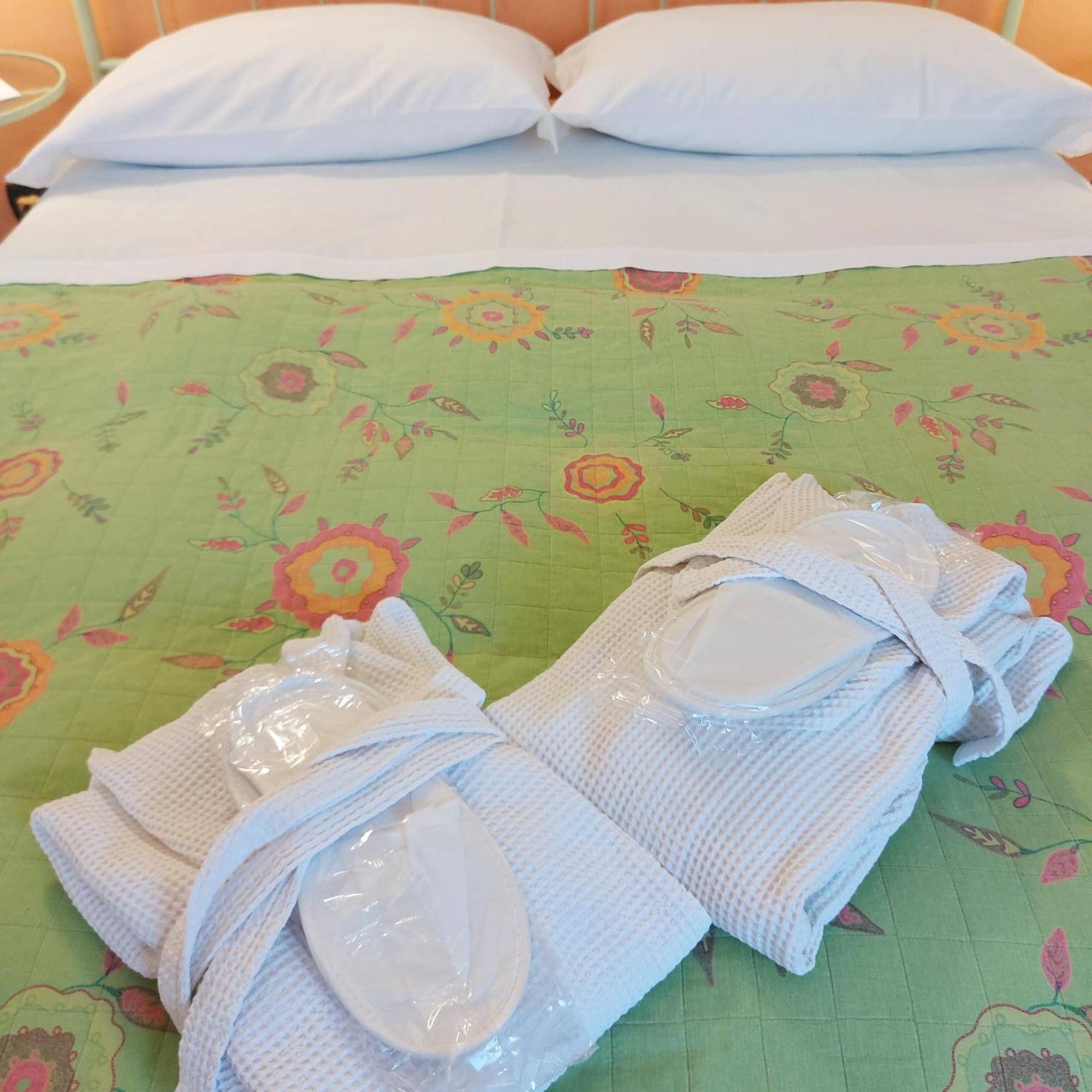 B&B Dei Doria & Suite Dolceacqua Ngoại thất bức ảnh
