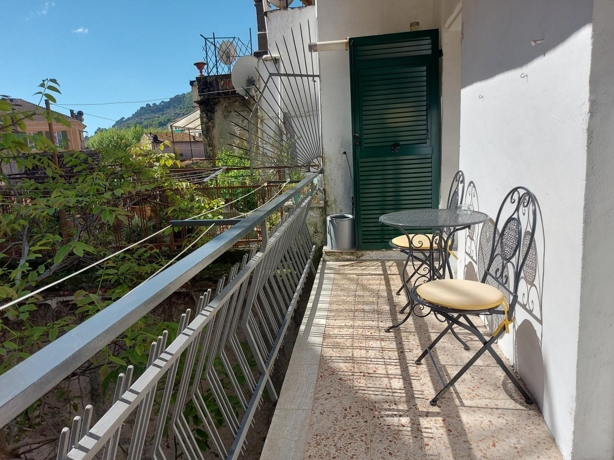 B&B Dei Doria & Suite Dolceacqua Ngoại thất bức ảnh